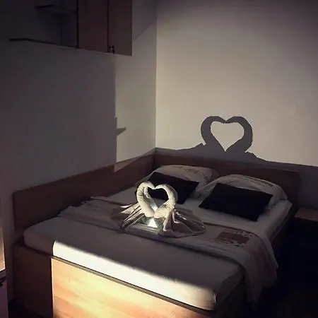 Guest house Bed 4 3*