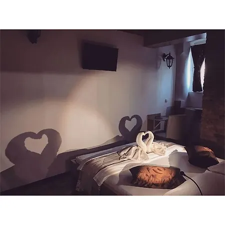 Bed 4 Zagreb