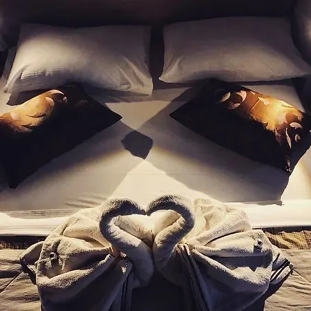 Bed 4 3* Zagreb
